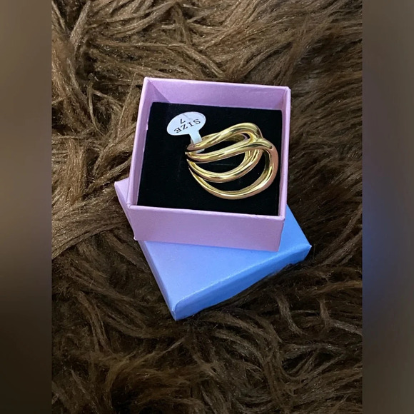 Stainless Steel 18K Geometric Asymmetric Chucky Irregular Ring. - Picture 4 of 10